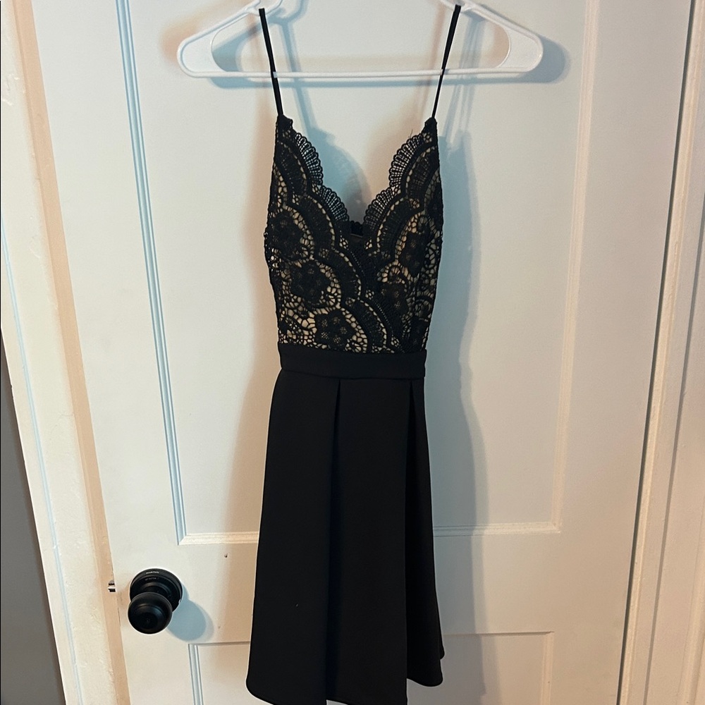 Francesca's Collections Black Lace Mini Dress